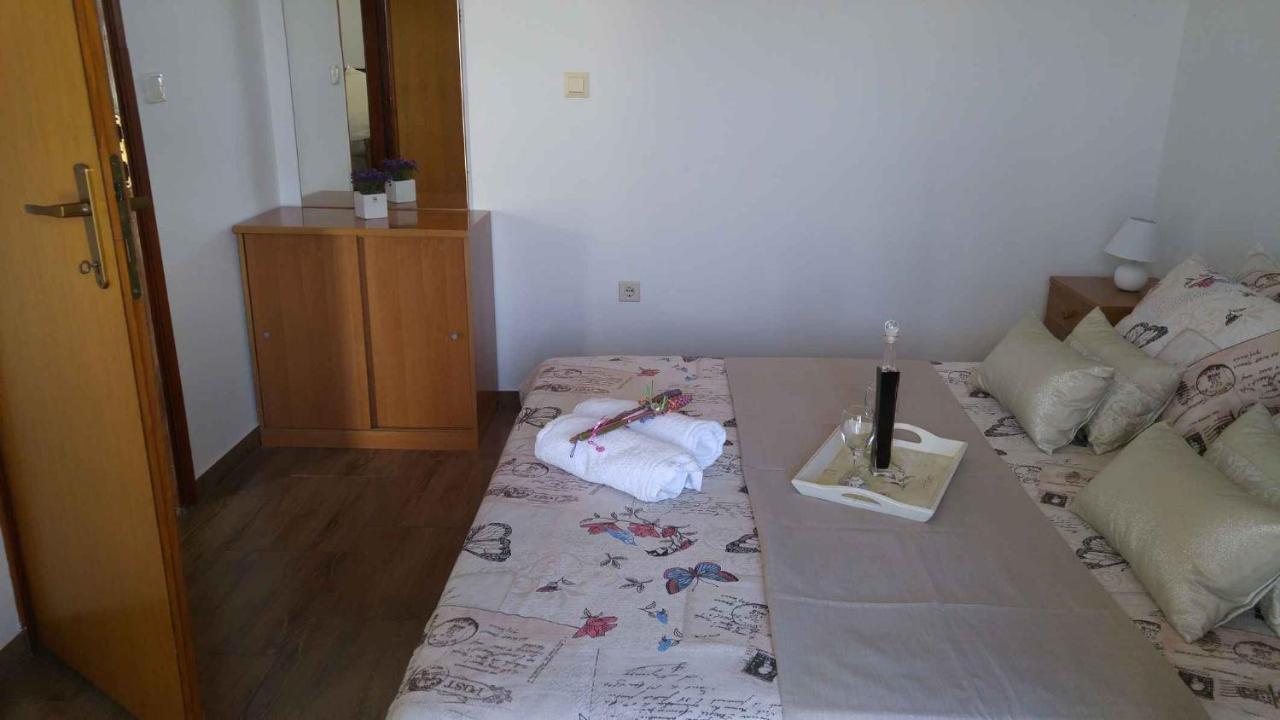 Vera Apartment 1 Rogoznica  Szoba fotó
