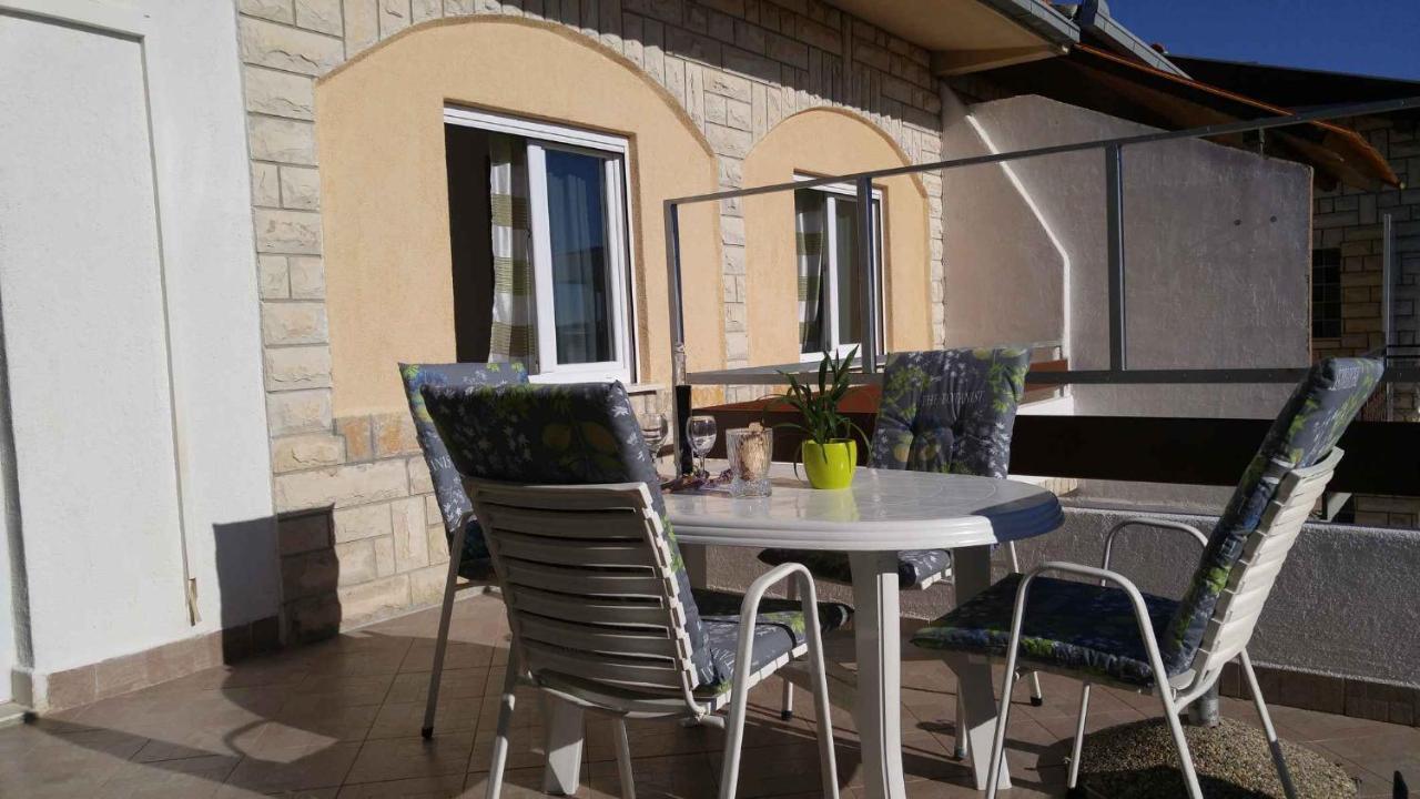 Vera Apartment 1 Rogoznica  Szoba fotó